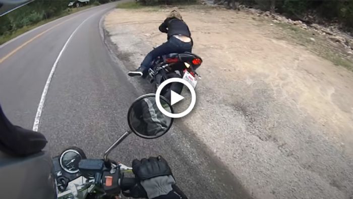 VIDEO: Της έπεσε το ολοκαίνουργιο Street Triple στο χαντάκι