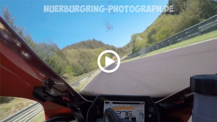 VIDEO: «Ψυχάκιας» με R1 στο Nurburgring πάει σαν να μην υπάρχει αύριο