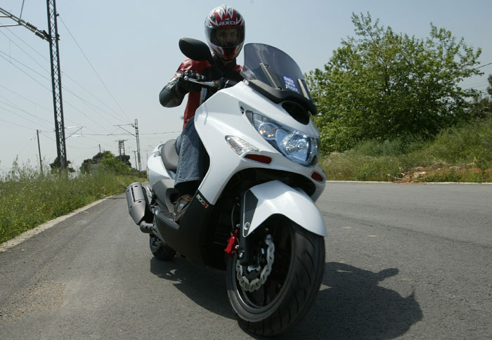 Οδηγούμε: Kymco Xciting 300Ri 