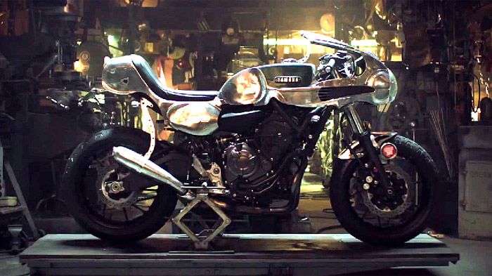 Πανέμορφο cafe racer σε vintage ύφος, που βασίζεται πάνω σε Yamaha MT-07. Πρόκειται άραγε για την αρχή μιας νέας σειράς παραγωγής, ή απλώς για ένα special;