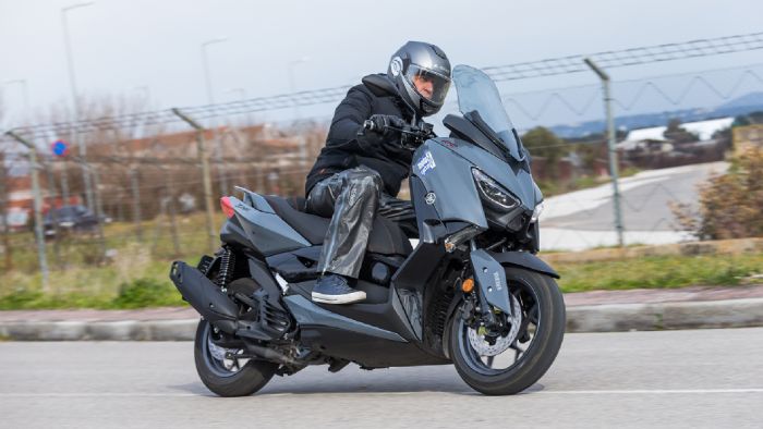 Yamaha XMAX 125 Tech MAX 2022 - Test